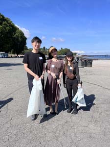 Attendees at Vancouver Chapter Shoreline Clean Up Event