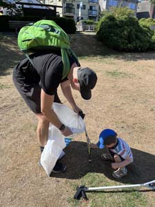 Attendees at Vancouver Chapter Shoreline Clean Up Event