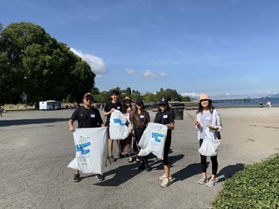 Attendees at Vancouver Chapter Shoreline Clean Up Event