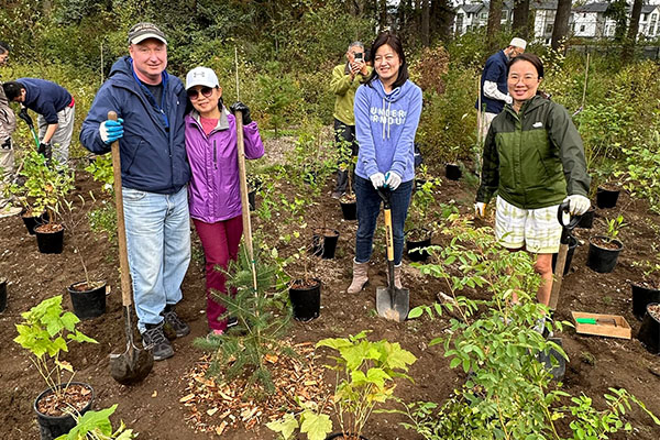 Attendees at ReLeaf Tree Planting