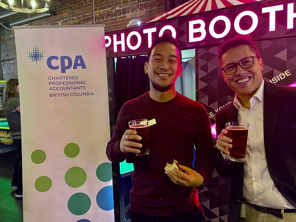 CPA members and students enjoying the Vancouver Chapter Networking Social Event