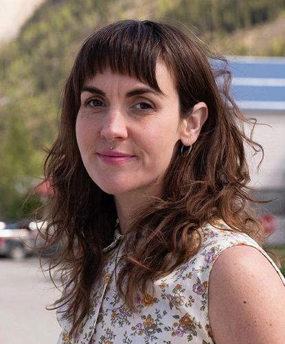 Julia-Spriggs-9450_415x500