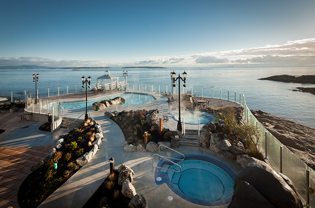 Heated Seaside Mineral Pool