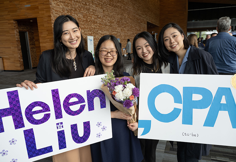 Class valedictorian, Helen Liu